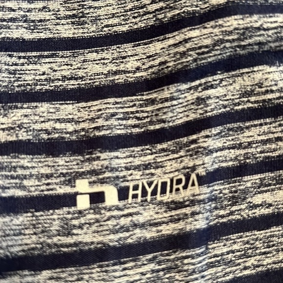 𝅺HIND HYDRA Small Woman’s 1/4 zip pullover - Picture 10 of 12